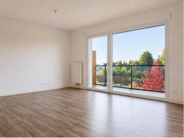 Appartement 3 pièces 76 m² · à Seclin · 75,6 m² · 970 €