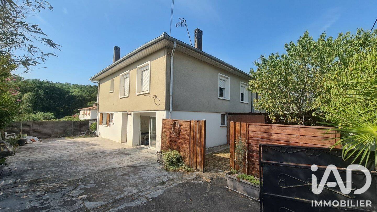 Maison 6 pièces 135 m² · à Vianne · 135 m² · 126 000 €