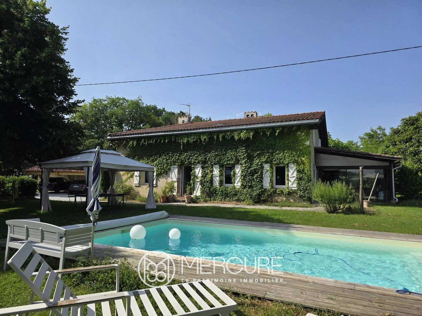 Maison 8 pièces 240 m² · à Gimont · 240 m² · 445 000 €
