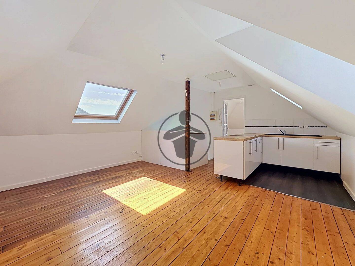 Appartement 2 pièces 25 m² · à Saint-Quentin · 25 m² · 375 €