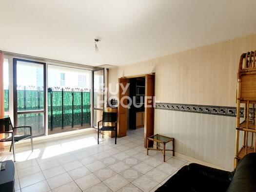 Appartement à vendre 250 000 € 4 pièces 3 chambres 73 m² Étage 14/18 Villette Quatre Chemin Aubervilliers 93300