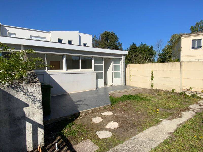 Maison 3 pièces 71 m² · à Pessac · 71,3 m² · 1 050 €/mois