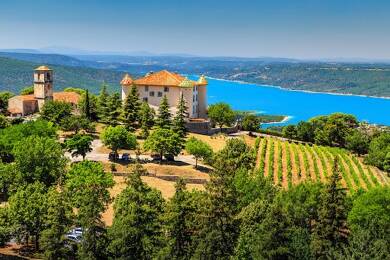 Château à vendre 10 500 000 € 35 pièces 23 chambres 1 039 m² 153 820 m² de terrain St Tropez 83990