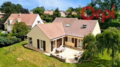 Villa à vendre 962 500 € 8 pièces 6 chambres 210 m² 1 000 m² de terrain Nord Saint-Nom-la-Bretèche 78860