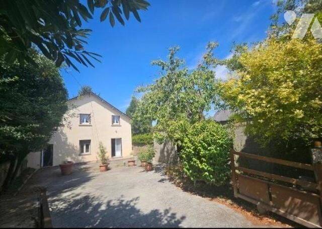 Maison 5 pièces 948 m² · à Nantes · 948 m² · 399 900 €