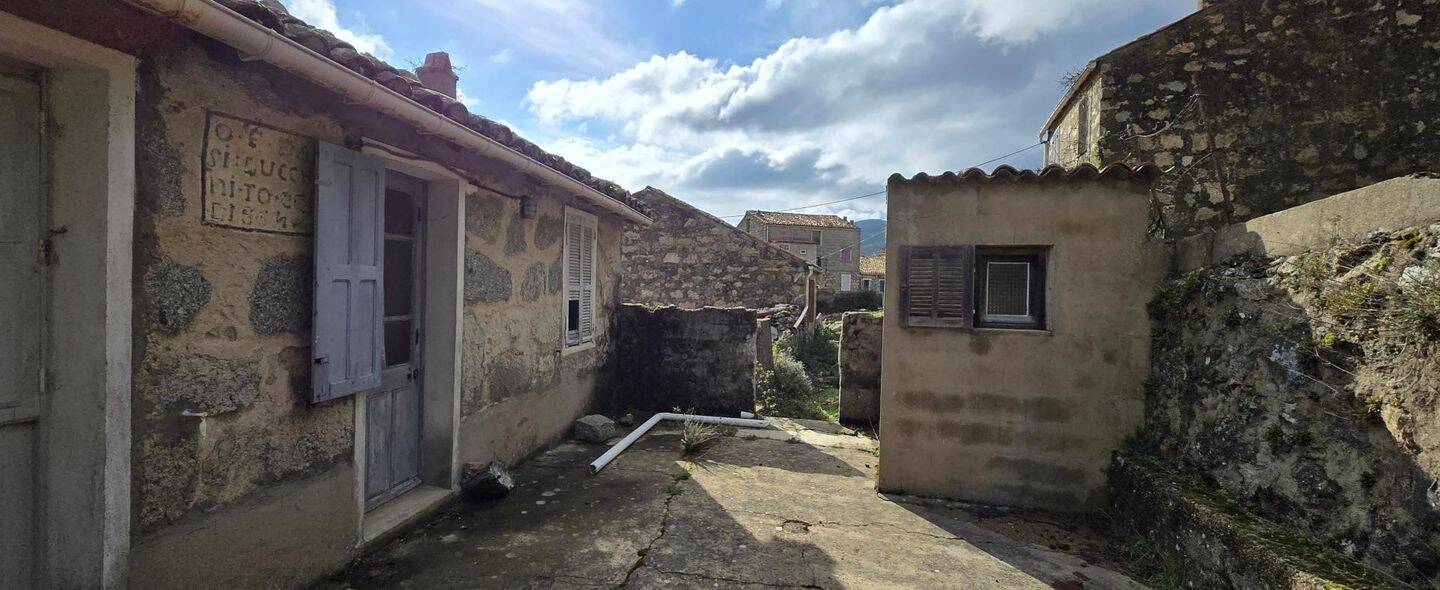Appartement 2 pièces 53 m² · à Aullène · 53 m² · 35 000 €
