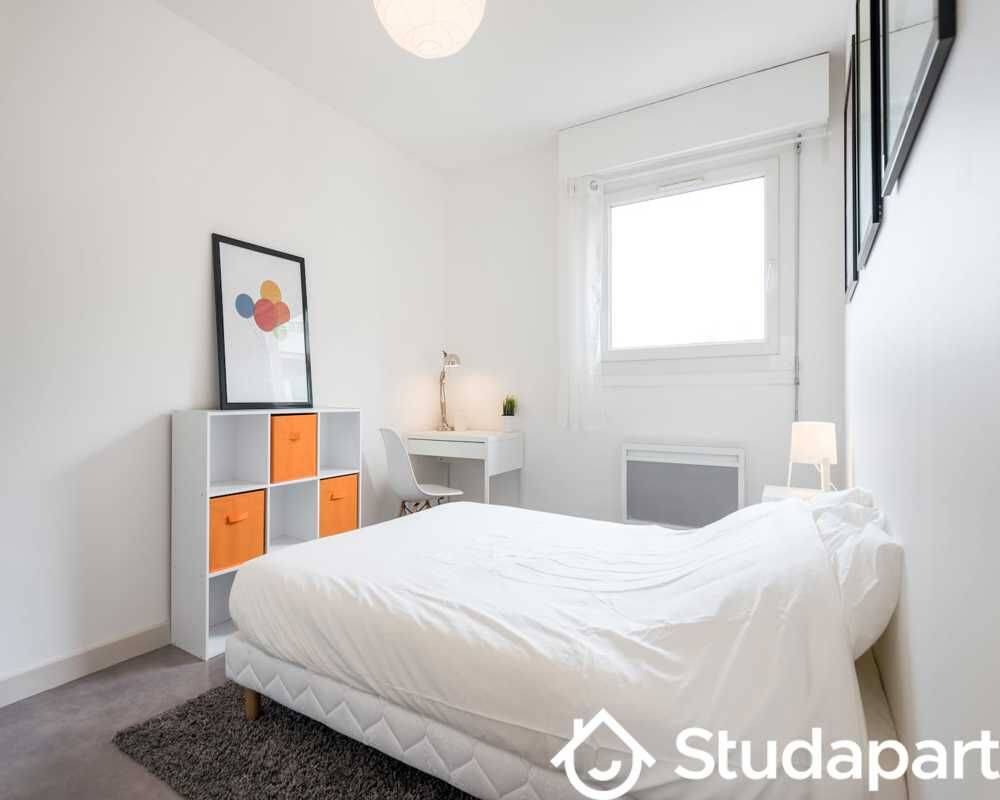 1 pièce 12 m² · à Lyon 7ème · 12 m² · 690 €