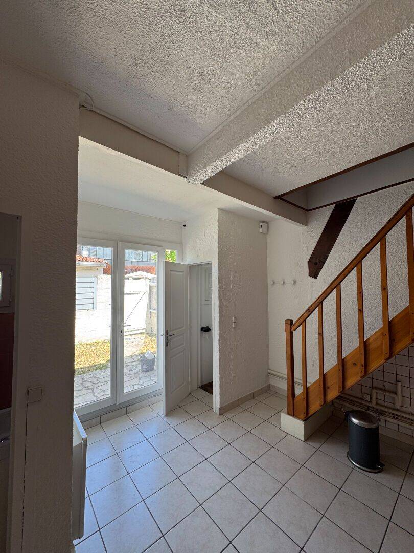 Appartement 1 pièce 34 m² · à Bordeaux · 33,9 m² · 650 €