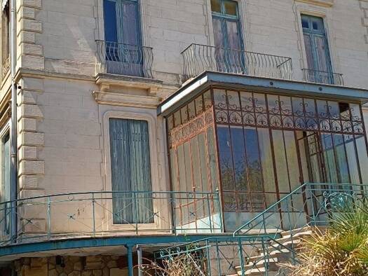 Maison à vendre 472 500 € 9 pièces 5 chambres 383 m² 550 m² de terrain Marguerittes 30320