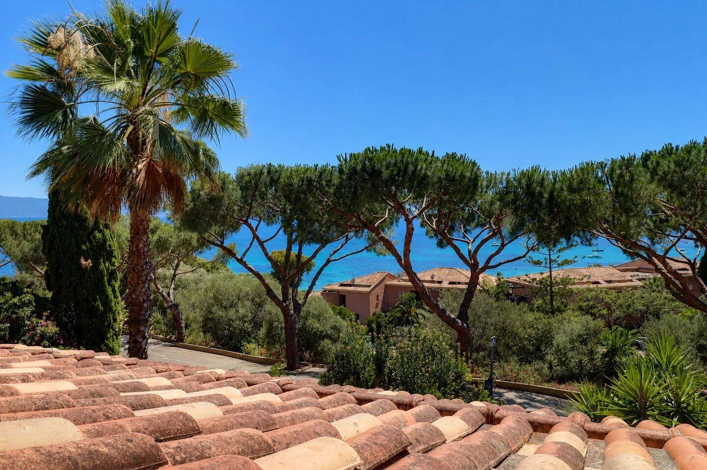 Appartement 2 pièces 44 m² · à Ajaccio · 43,7 m² · 263 000 €