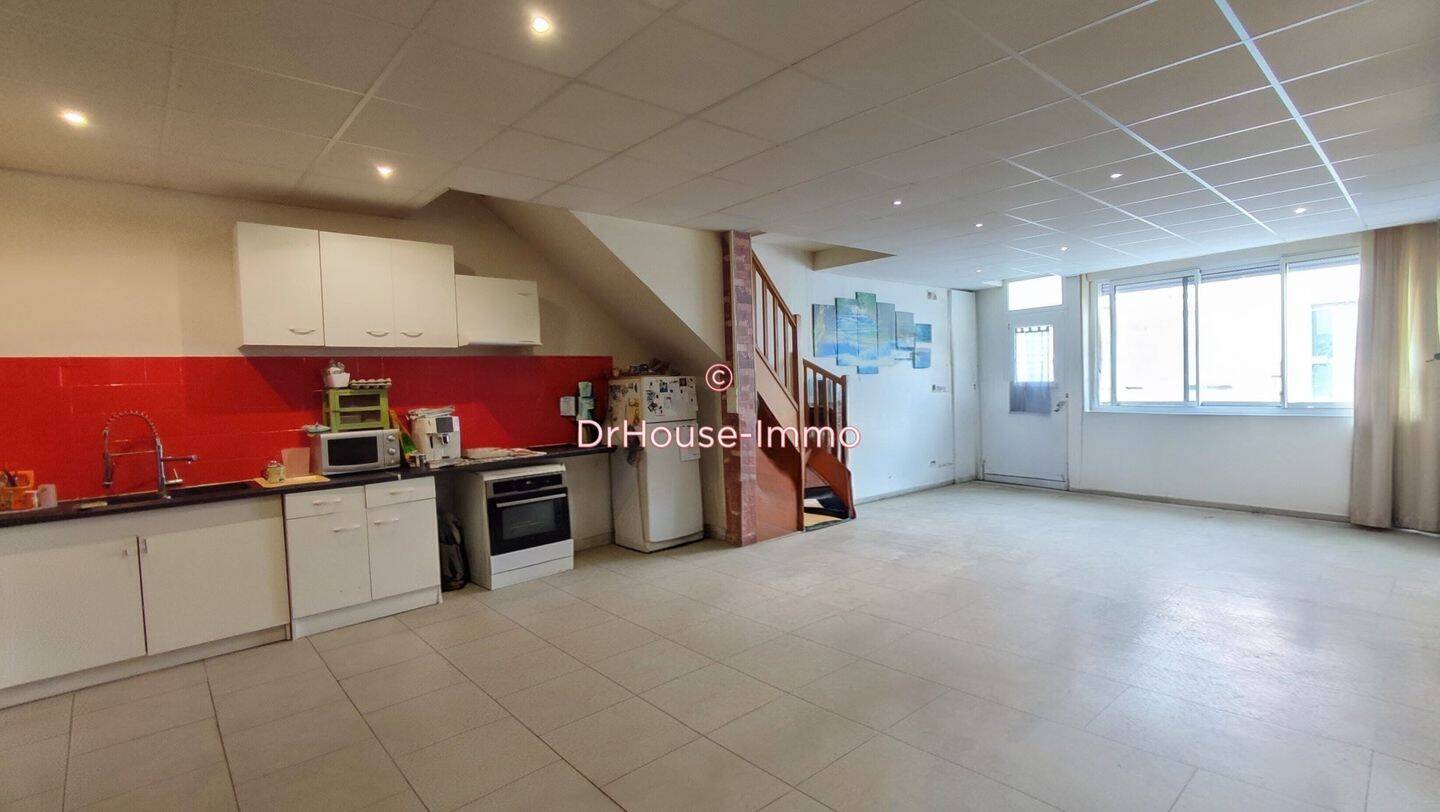 Maison 6 pièces 114 m² · à Availles-Limouzine · 114 m² · 61 500 €
