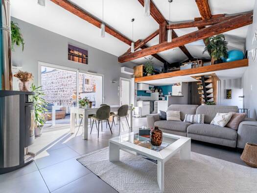 Maison à vendre 360 000 € 5 pièces 3 chambres 98 m² Saint-Genis-les-Ollières 69290