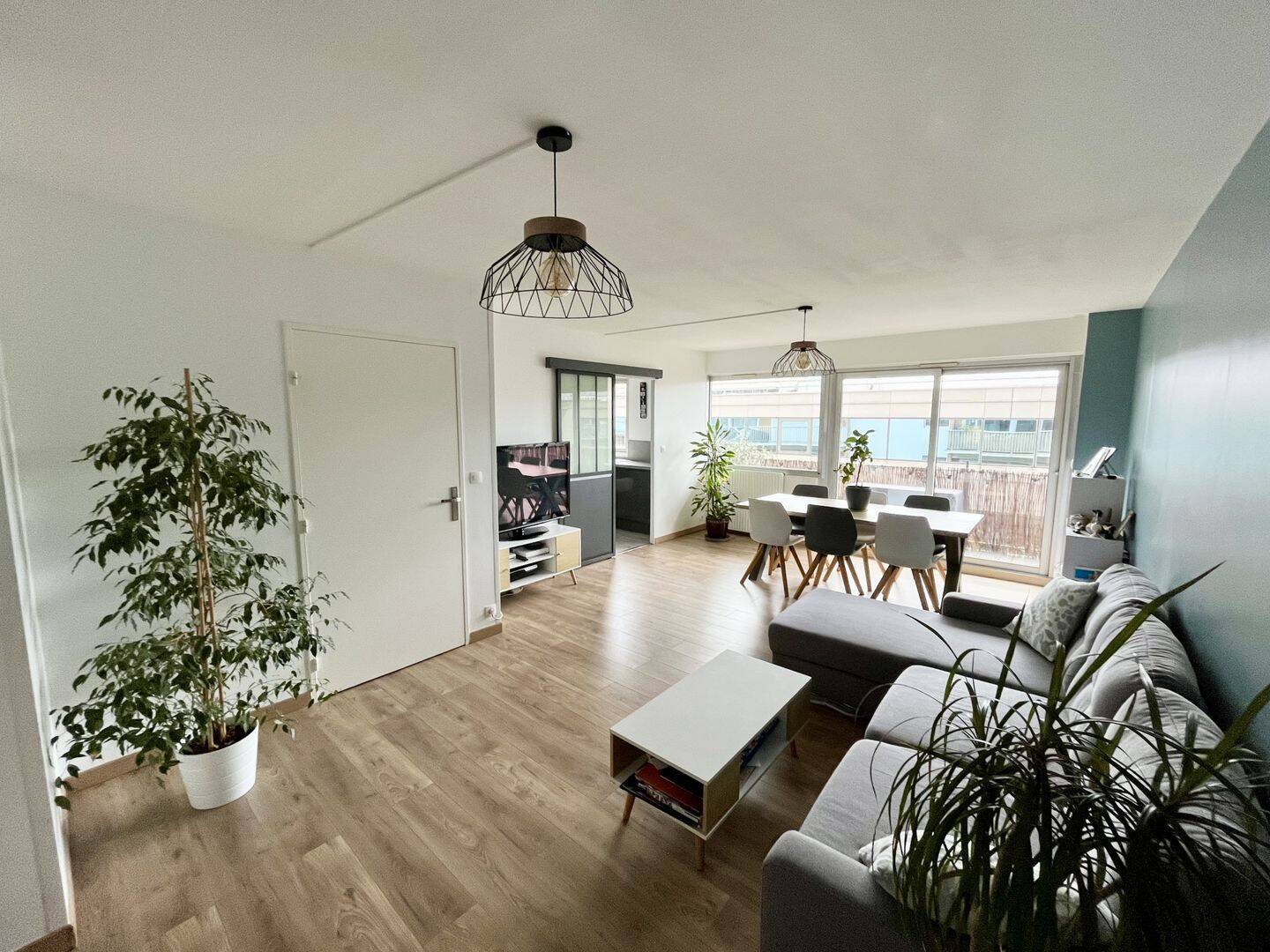 4 pièces 92 m² · à Puteaux · 92 m² · 2 420 €/mois