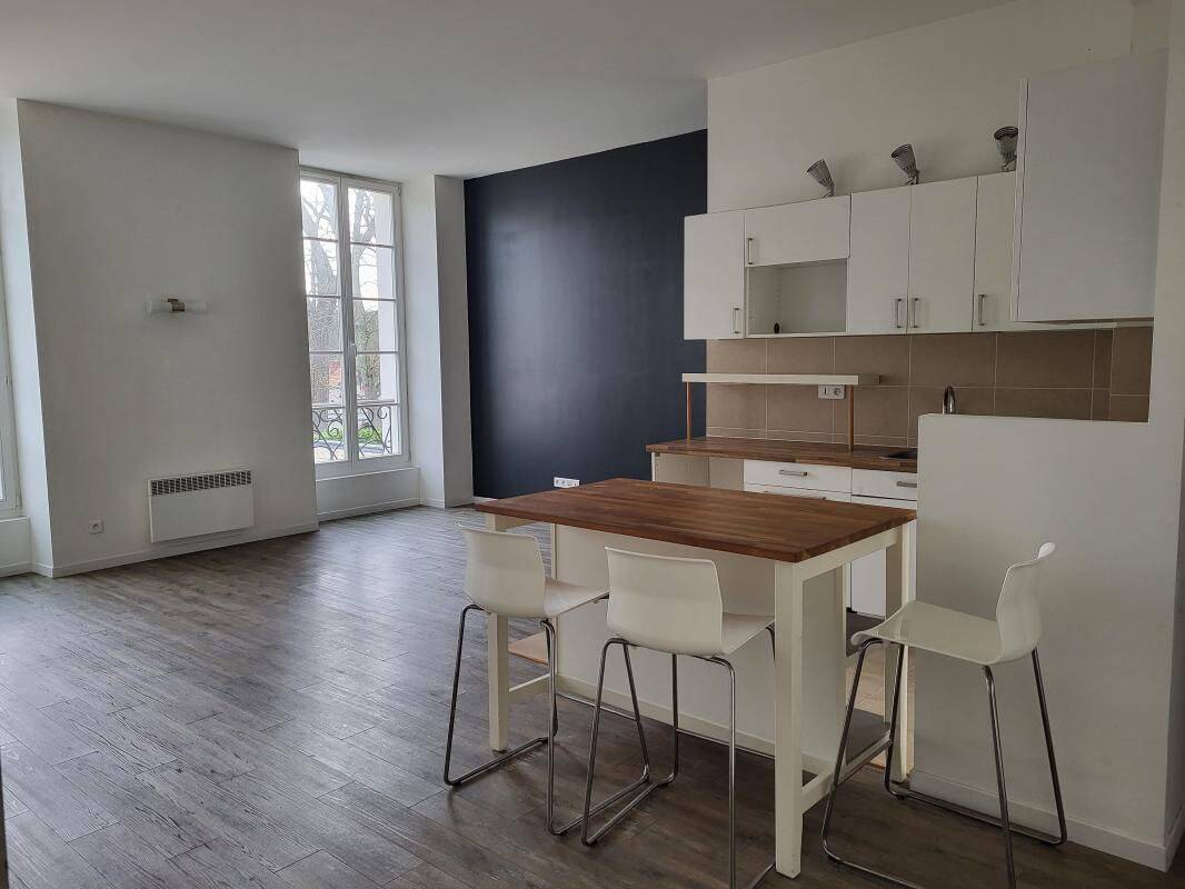 Appartement 3 pièces 70 m² · à Boissise-la-Bertrand · 70,3 m² · 911 €