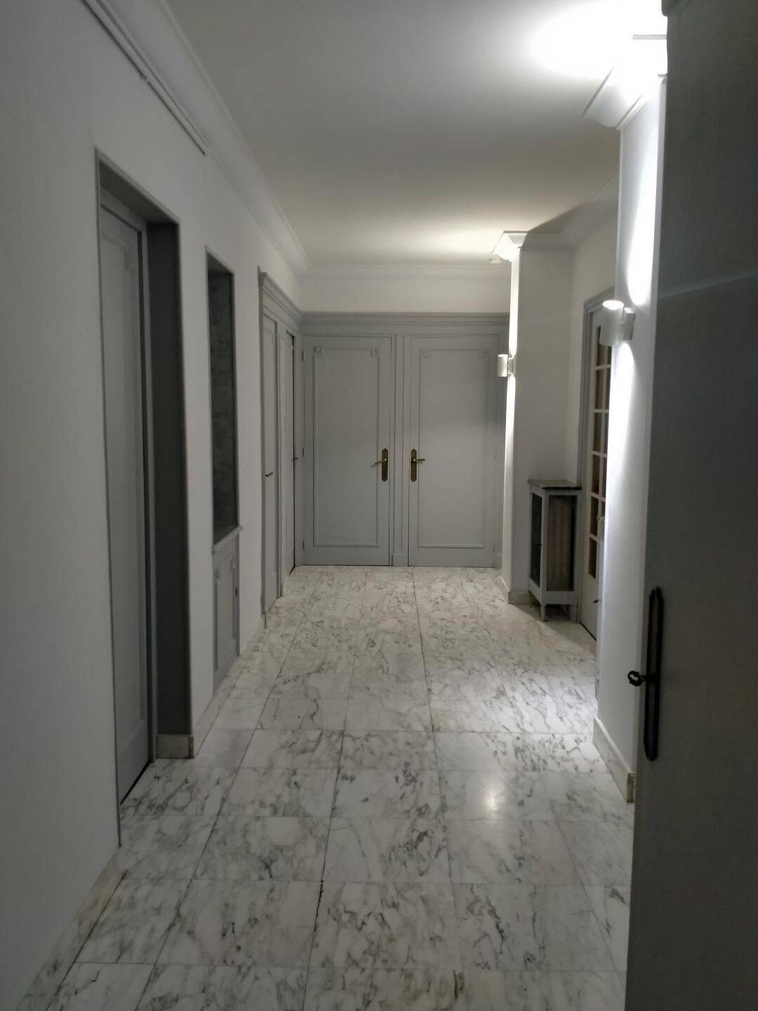 5 pièces 96 m² · à Grenoble · 96 m² · 1 250 €/mois