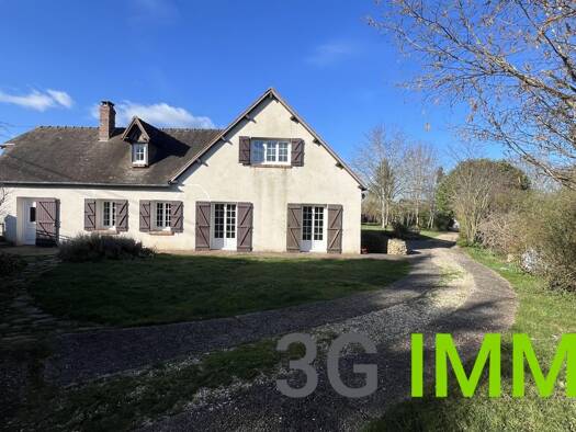 Villa à vendre 275 000 € 7 pièces 5 chambres 135 m² 2 100 m² de terrain Dreux 28100