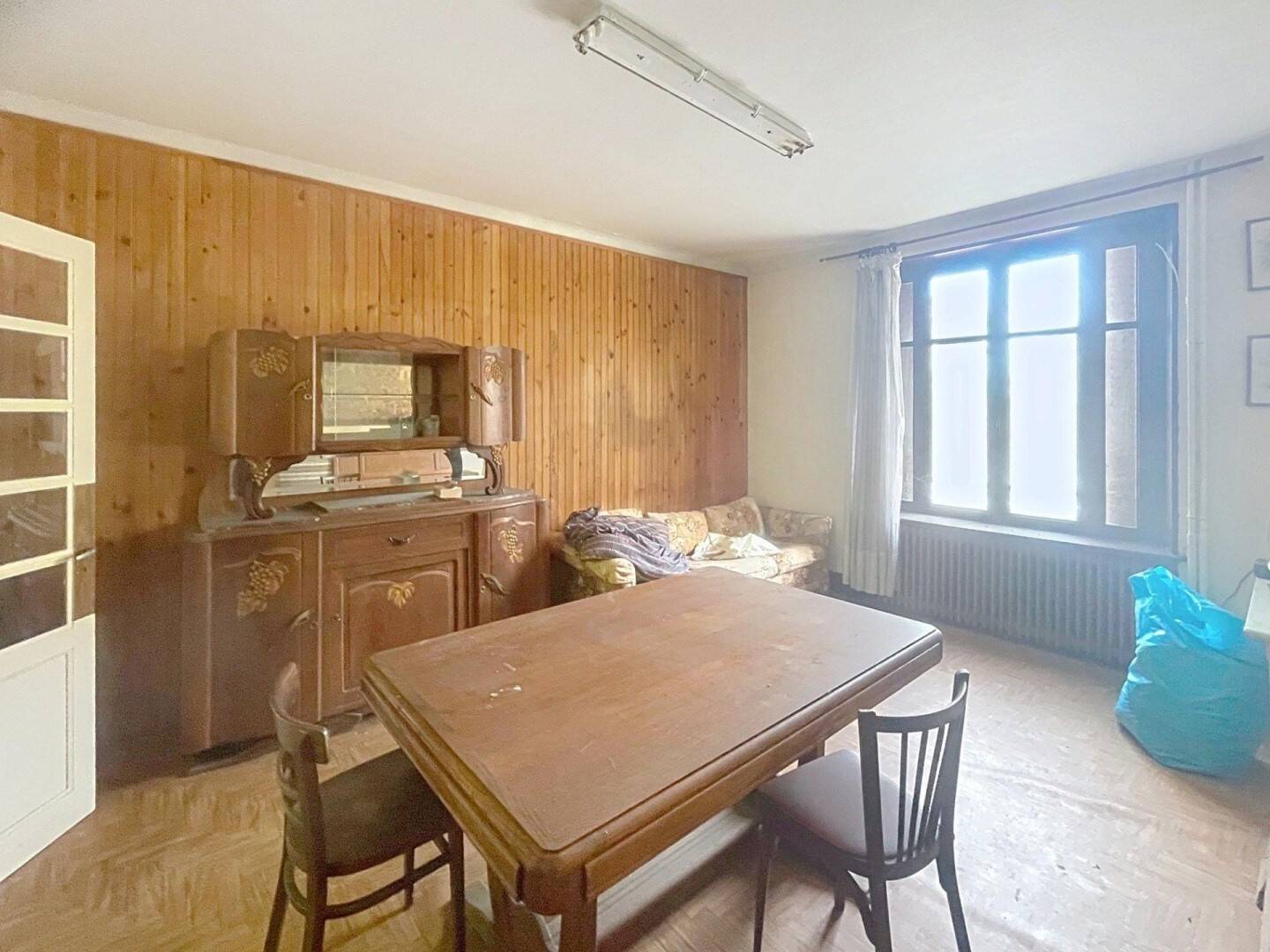 Maison 8 pièces 204 m² · à Arches · 204 m² · 110 000 €