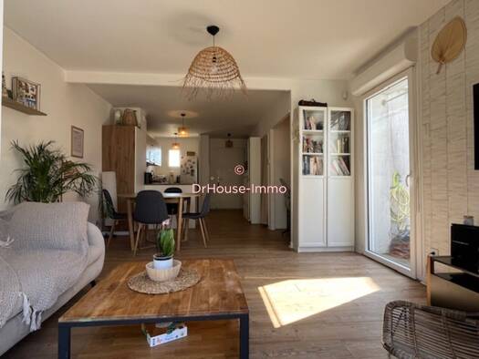 Maison à vendre 305 000 € 3 pièces 2 chambres 67 m² 177 m² de terrain Miotte Le Haillan 33185