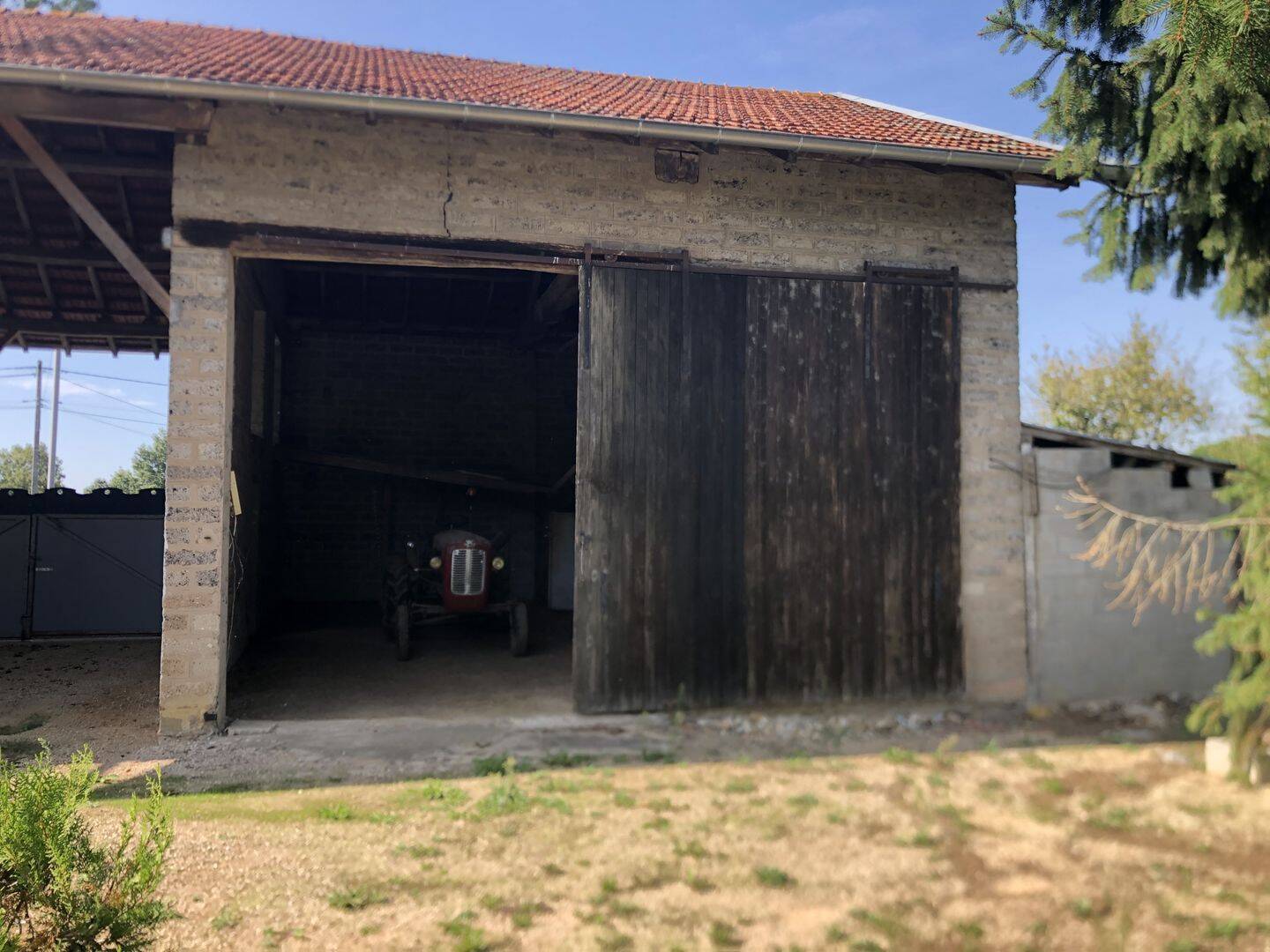 Maison 1 pièce 70 m² · à Bâgé-Dommartin · 70 m² · 90 000 €