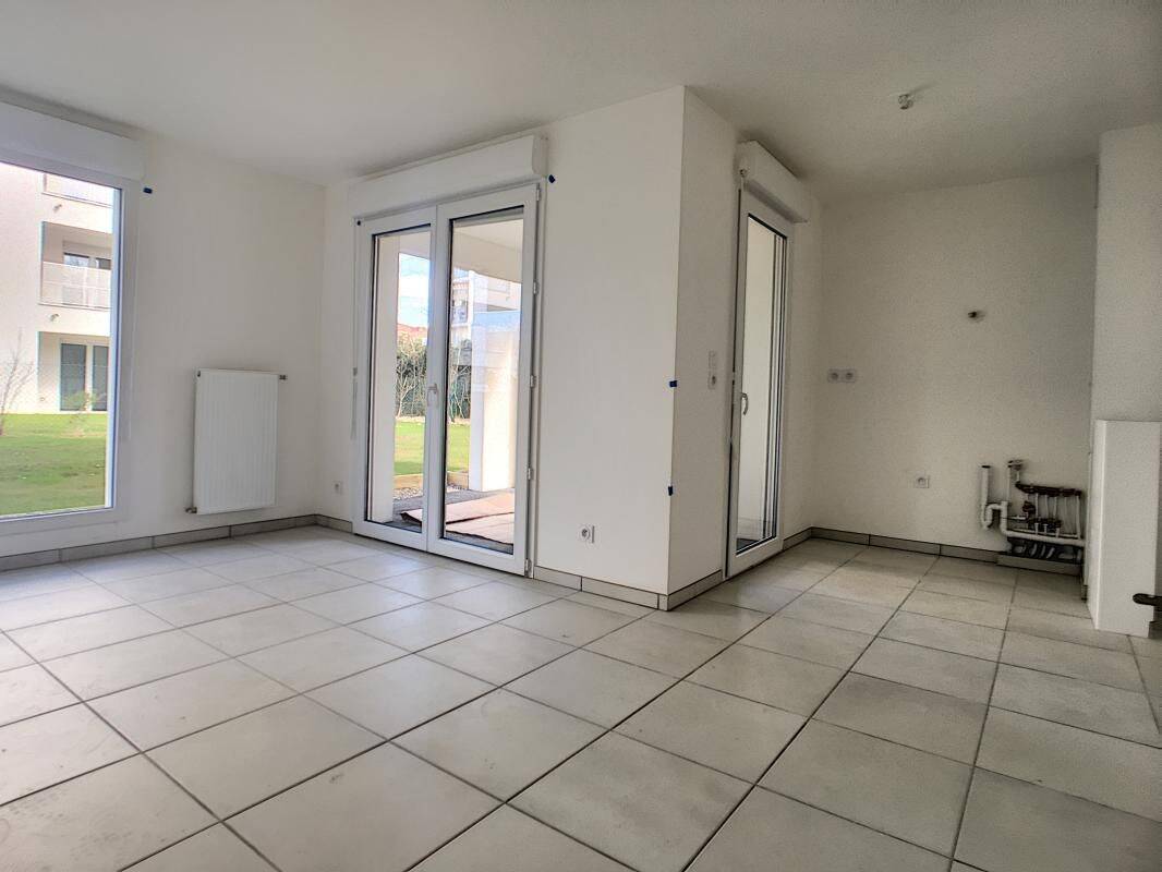 Appartement 2 pièces 45 m² · à Vénissieux · 45 m² · 775 €