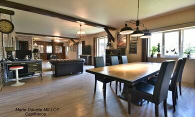 Maison à vendre 365 000 € 5 pièces 1 chambre 220 m² 32 000 m² de terrain Lassay-les-Châteaux 53110