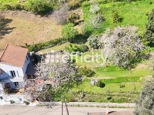 Maison de ville à vendre 277 000 € 6 pièces 4 chambres 140 m² 970 m² de terrain Velone-Orneto 20230