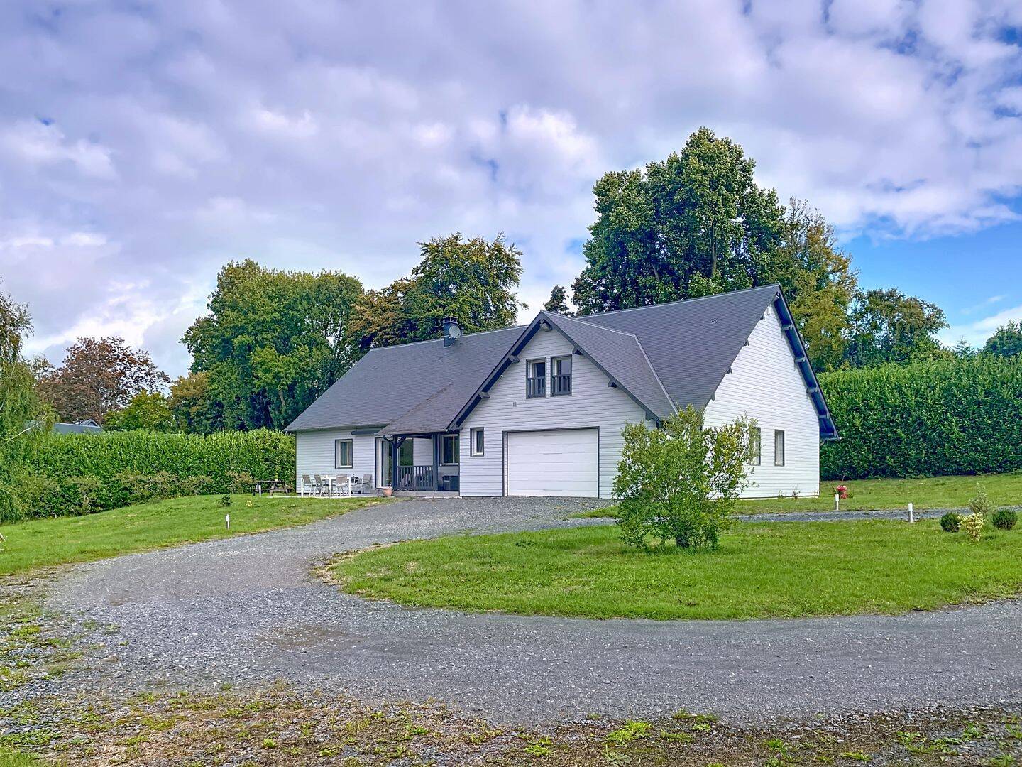 Maison 7 pièces 208 m² · à Pennedepie · 208 m² · 749 000 €