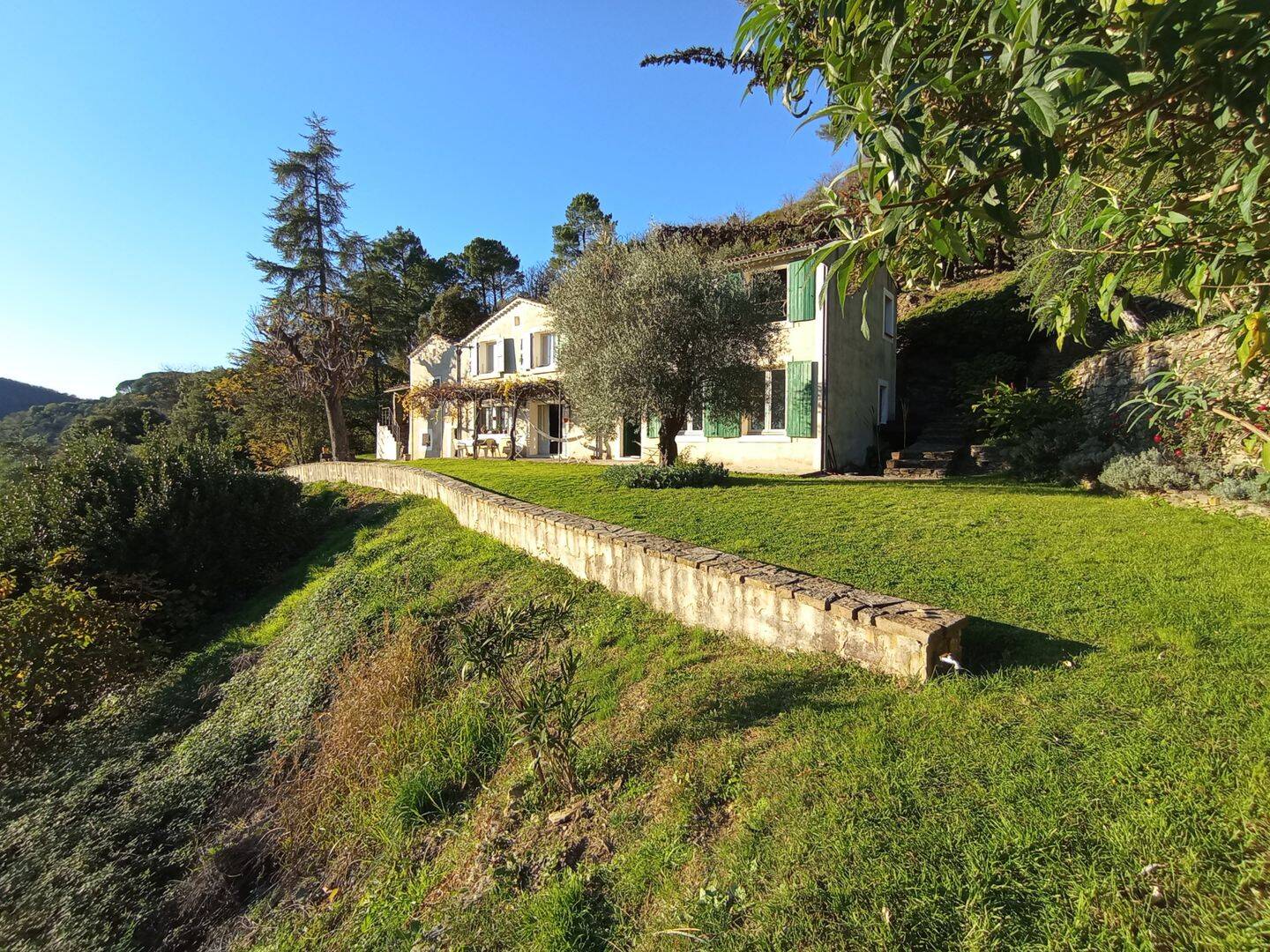 Maison 5 pièces 198 m² · à Sumène · 198 m² · 450 000 €