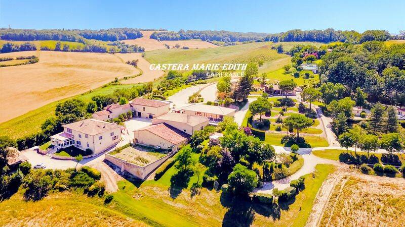 Maison 33 pièces 387 m² · à Auch · 387 m² · 2 940 000 €