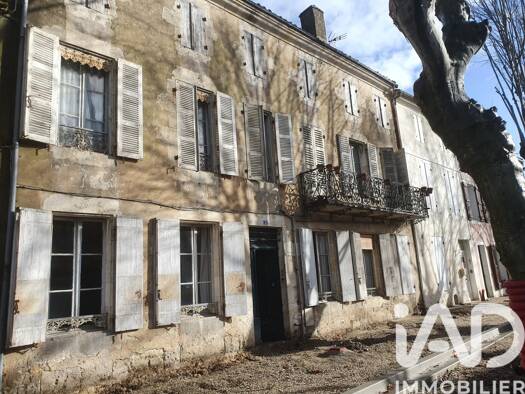 Maison de ville à vendre 120 000 € 12 pièces 4 chambres 362 m² 292 m² de terrain Astaffort 47220