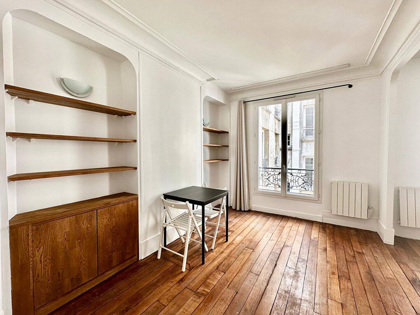 Appartement 2 pièces 46 m² · à Paris 18ème Arrondissement · 46 m² · 1 568 €