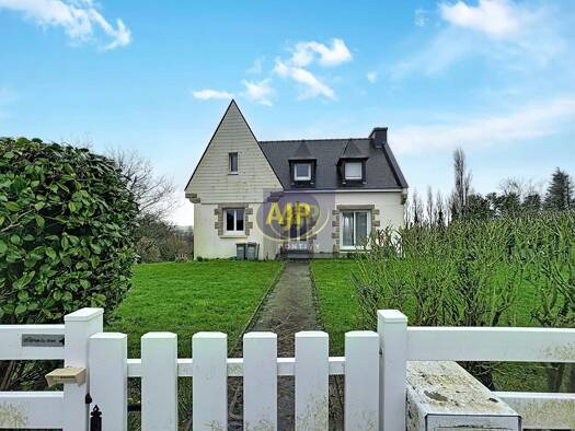 Maison à vendre 155 657 € 7 pièces 5 chambres 123 m² 6 559 m² de terrain Saint-Gilles-Vieux-Marché 22530