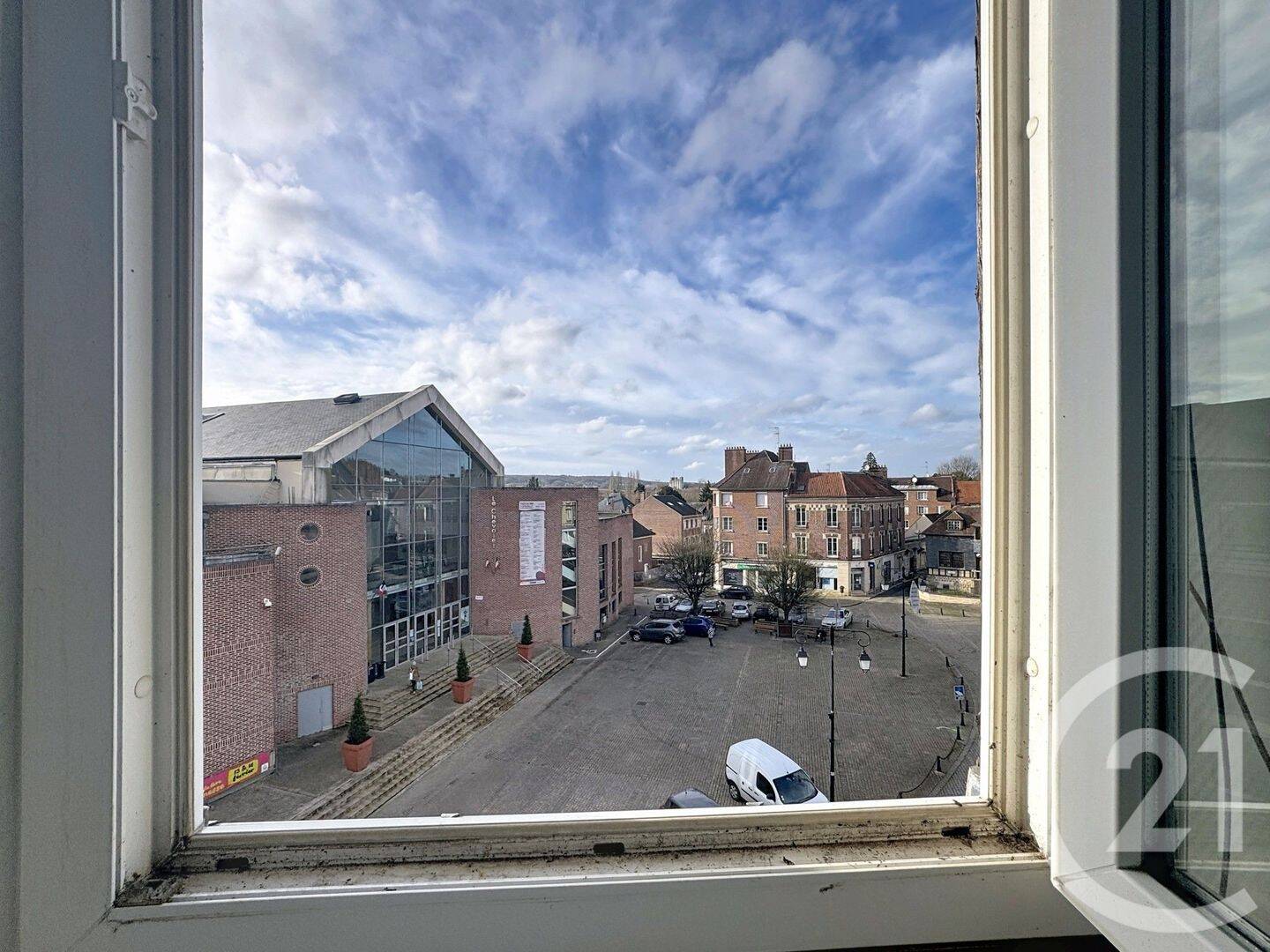 Appartement 3 pièces 55 m² · à Noyon · 55,2 m² · 530 €