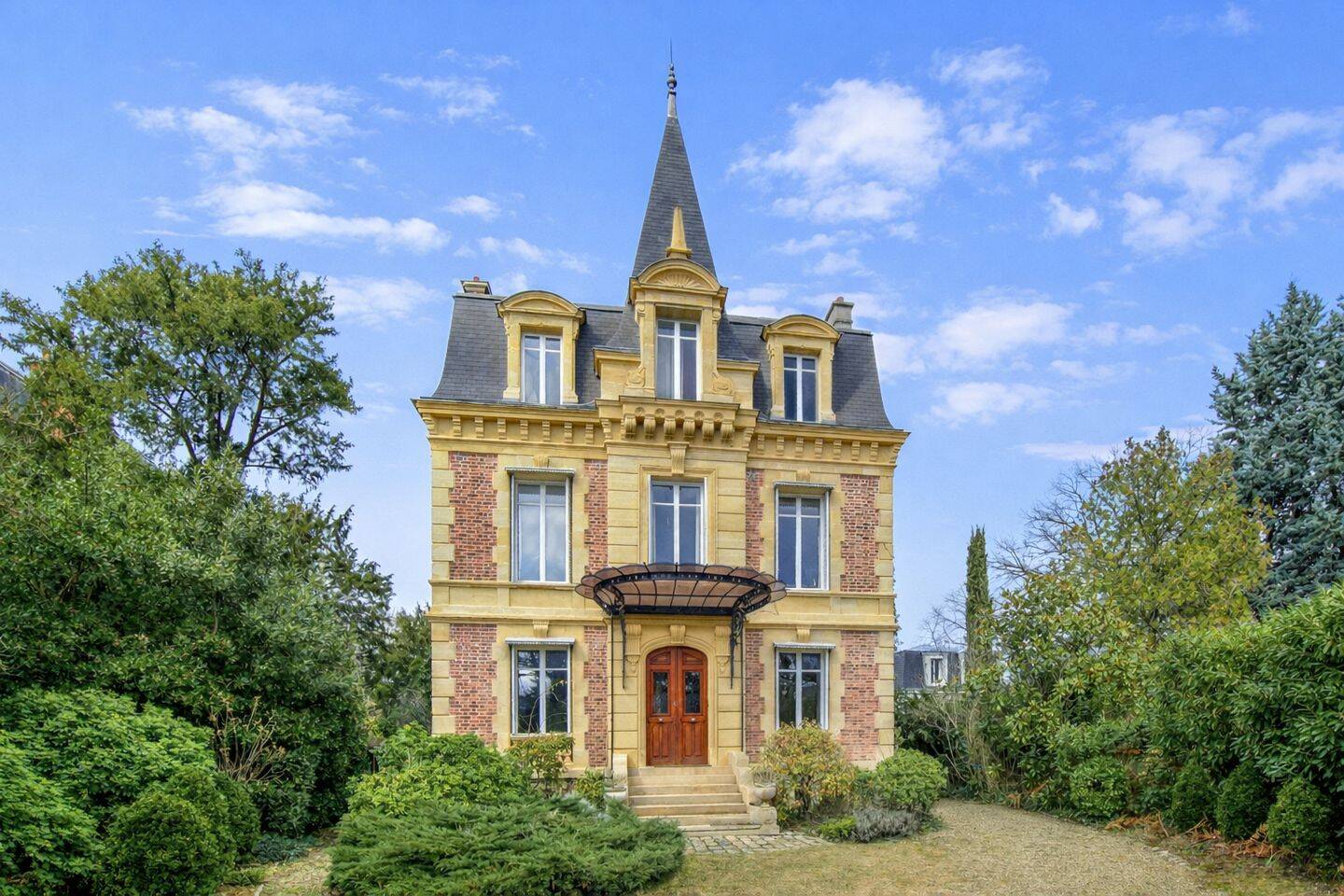 Maison 8 pièces 233 m² · à Le Vésinet · 232,5 m² · 1 782 000 €