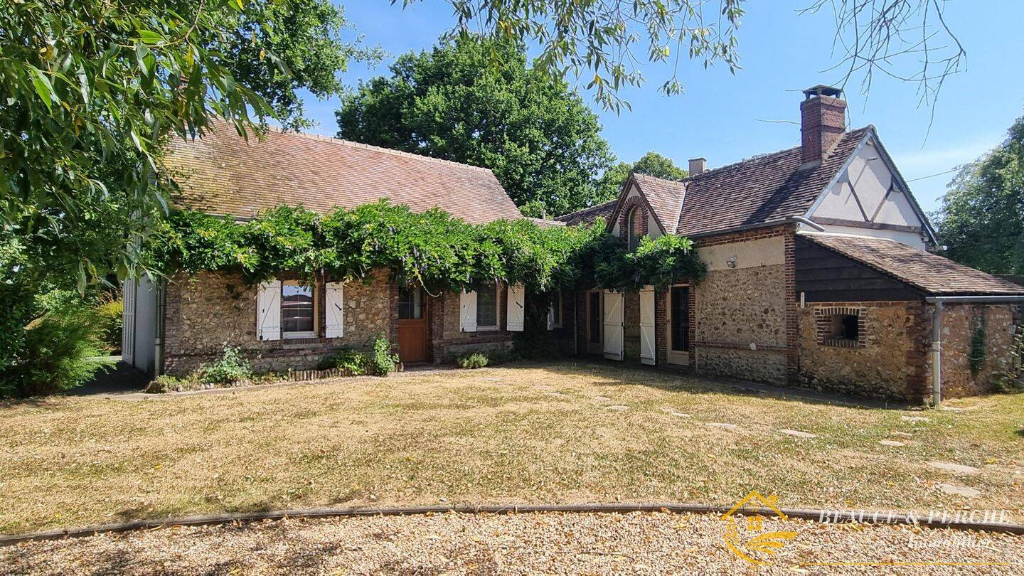 Maison 4 pièces 107 m² · à Combres · 107,1 m² · 209 000 €
