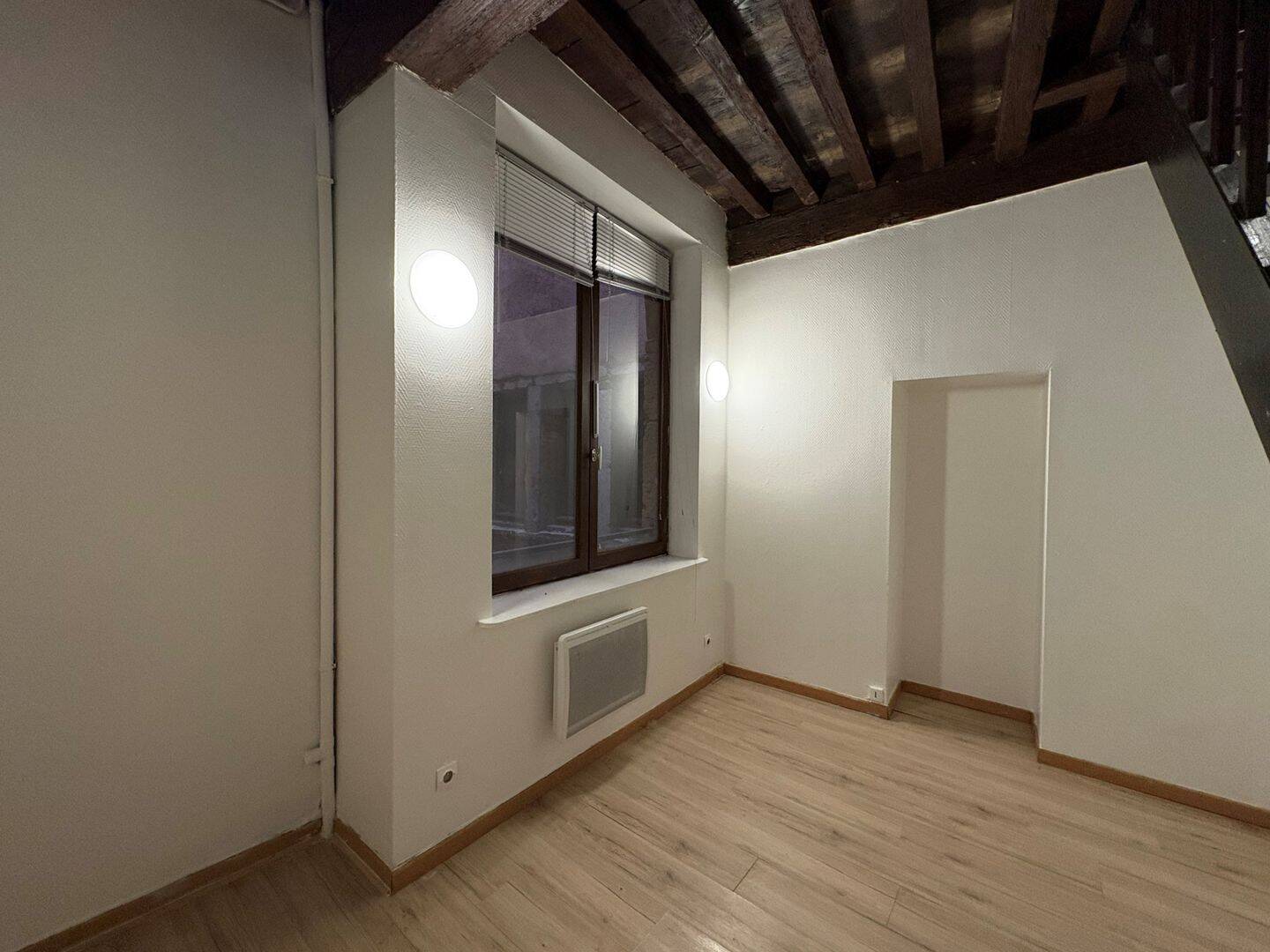 Appartement 1 pièce 25 m² · à Lyon 1er Arrondissement · 25,1 m² · 623 €/mois
