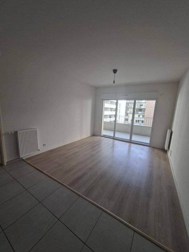 Appartement 3 pièces 64 m² · à Bordeaux · 63,8 m² · 872 €