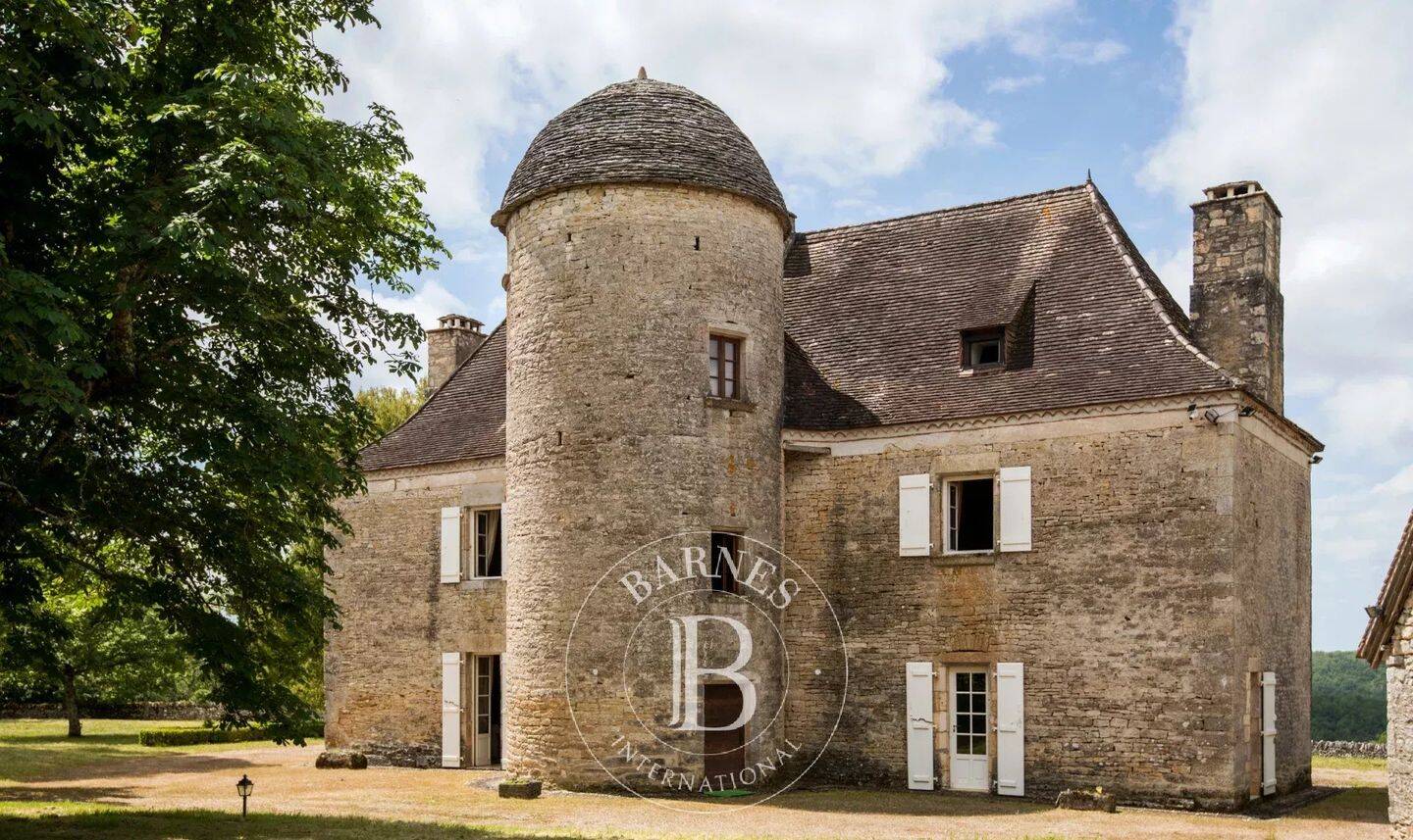 Maison 10 pièces 470 m² · à Rocamadour · 470 m² · 1 070 000 €