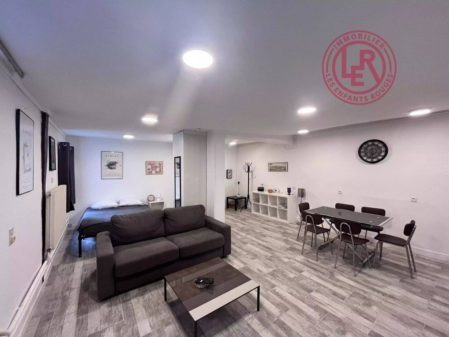 Appartement 1 pièce 52 m² · à Paris 10ème Arrondissement · 52 m² · 1 650 €/mois