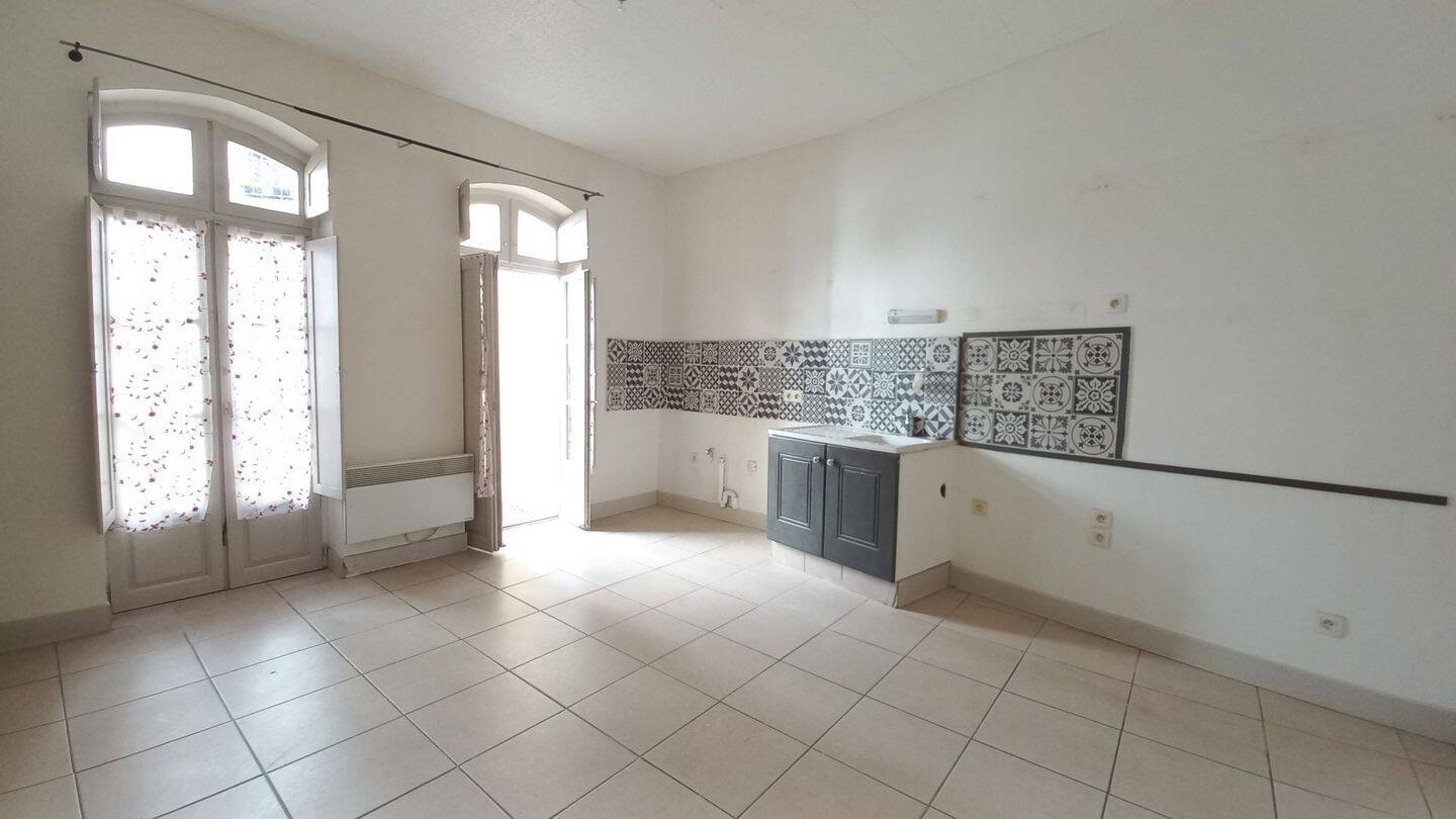 Appartement 3 pièces 93 m² · à Béziers · 93 m² · 117 000 €
