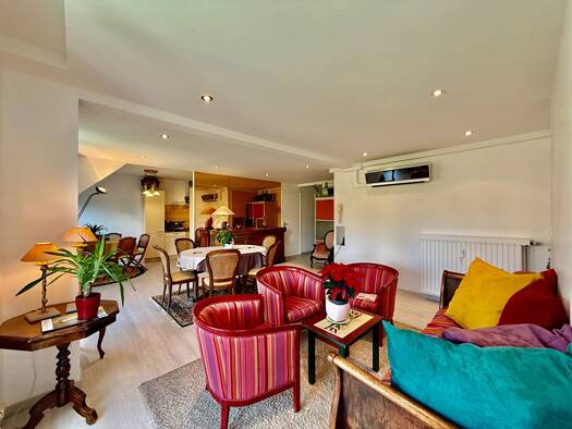 Appartement à vendre 315 000 € 3 pièces 2 chambres 82 m² Étage 4/4 Centre Nord Rumilly 74150