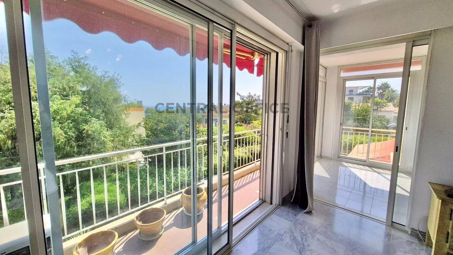 Appartement 4 pièces 82 m² · à Antibes · 82 m² · 439 000 €
