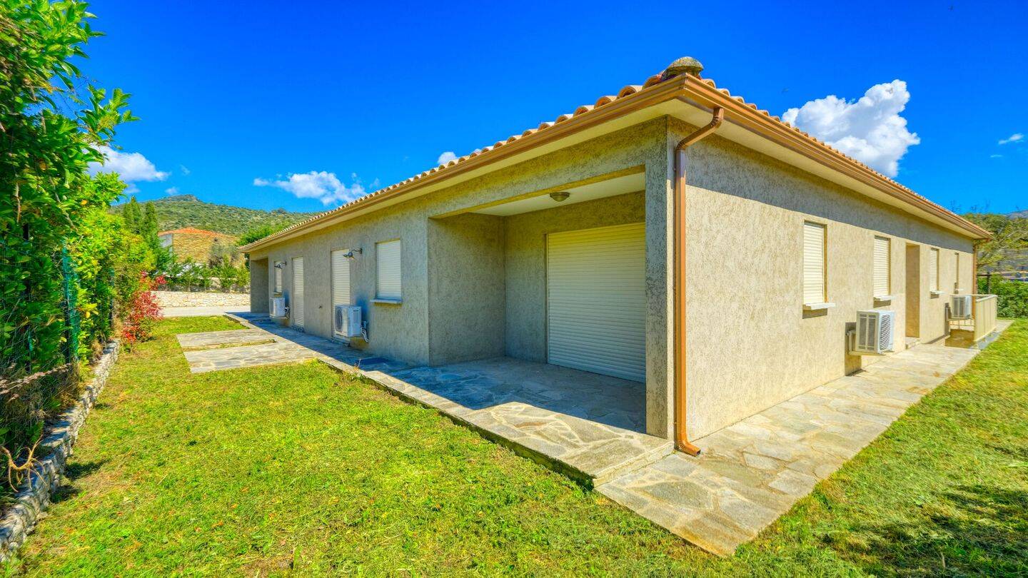 Maison 10 pièces 243 m² · à Oletta · 242,8 m² · 750 000 €