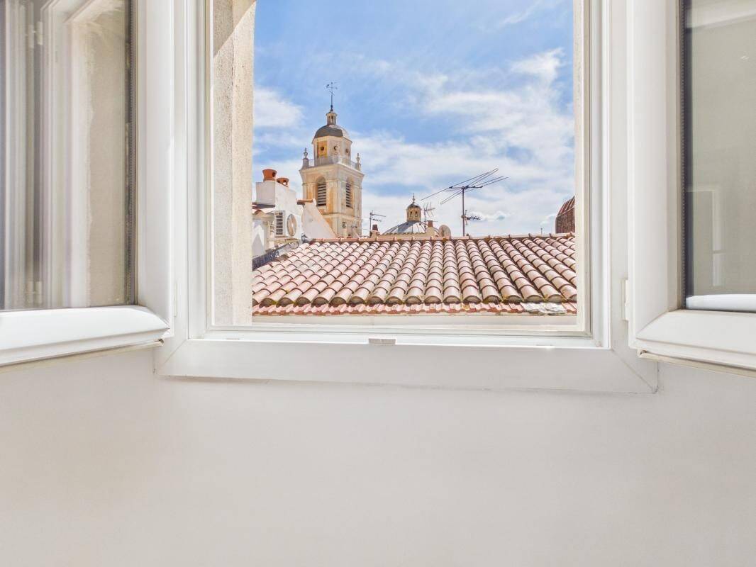 Appartement 1 pièce 35 m² · à Ajaccio · 35 m² · 195 000 €