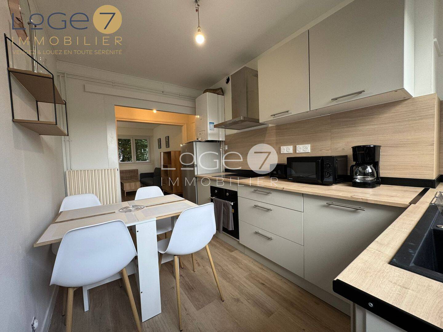 4 pièces 59 m² · à Lorient · 58,6 m² · 1 350 €