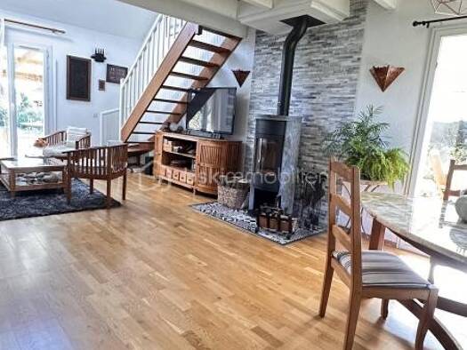 Maison à vendre 245 000 € 5 pièces 3 chambres 126 m² Bois-le-Roi 27220