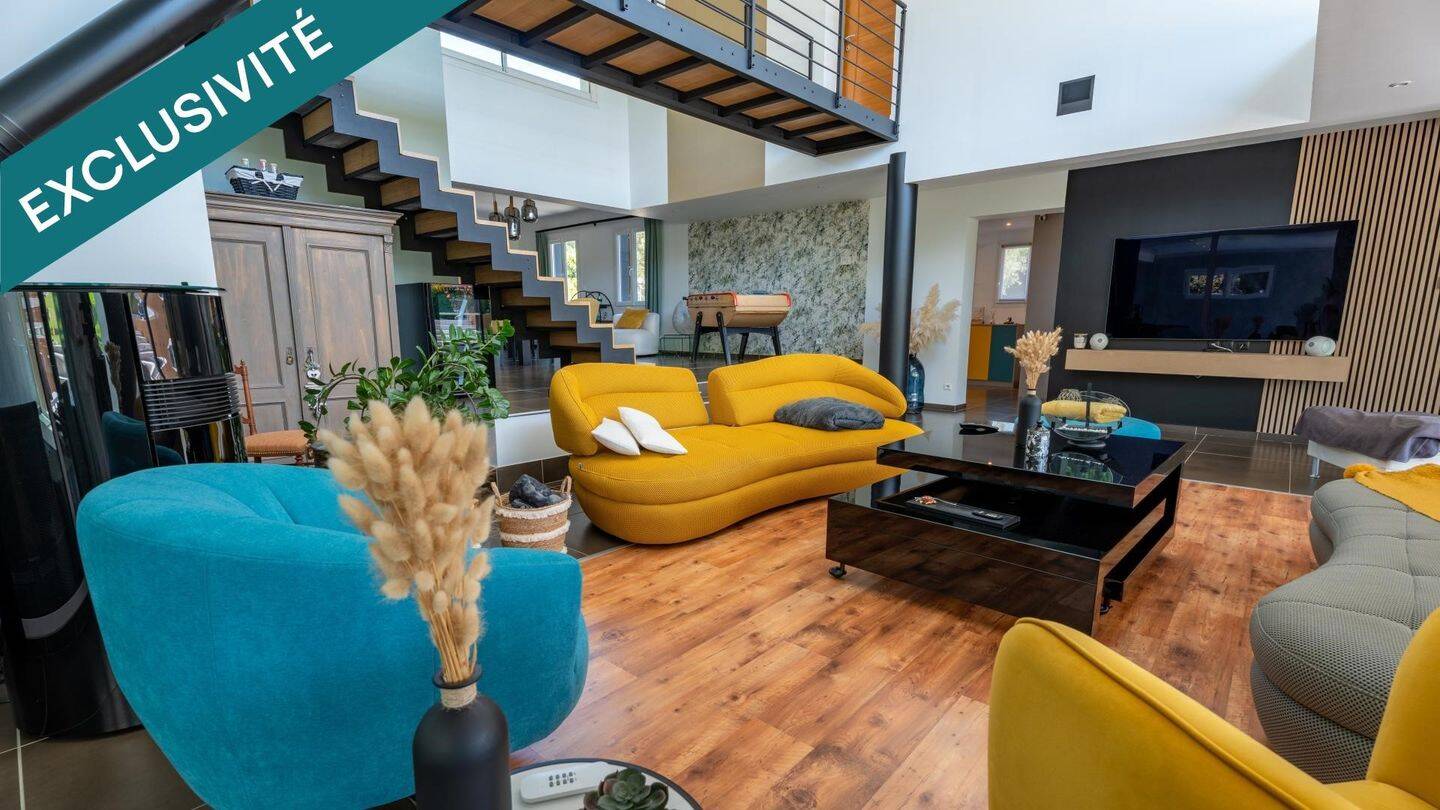 Maison 9 pièces 385 m² · à Noailles · 385 m² · 1 800 000 €