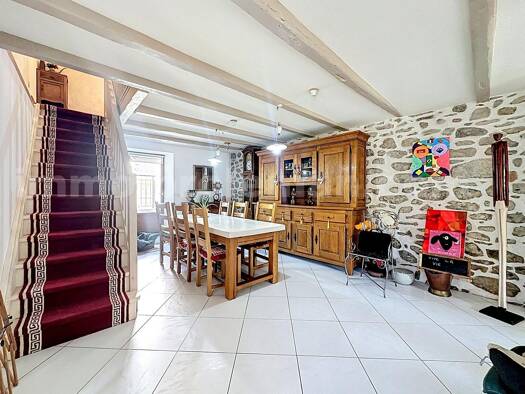 Maison à vendre 590 000 € 5 pièces 3 chambres 167,8 m² 727 m² de terrain Arthaz-Pont-Notre-Dame 74380