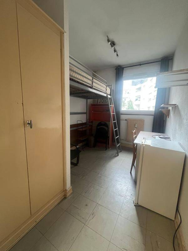 Appartement 1 pièce 9 m² · à Strasbourg · 9 m² · 375 €
