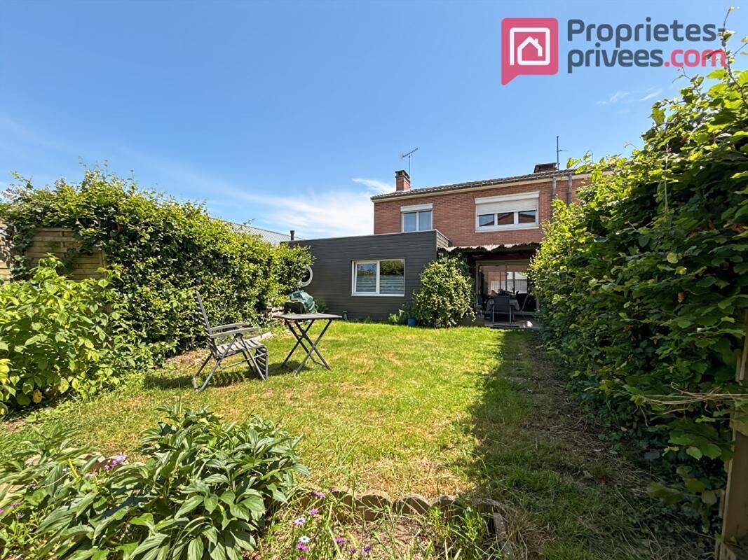 Maison 8 pièces 138 m² · à Nieppe · 138 m² · 259 950 €